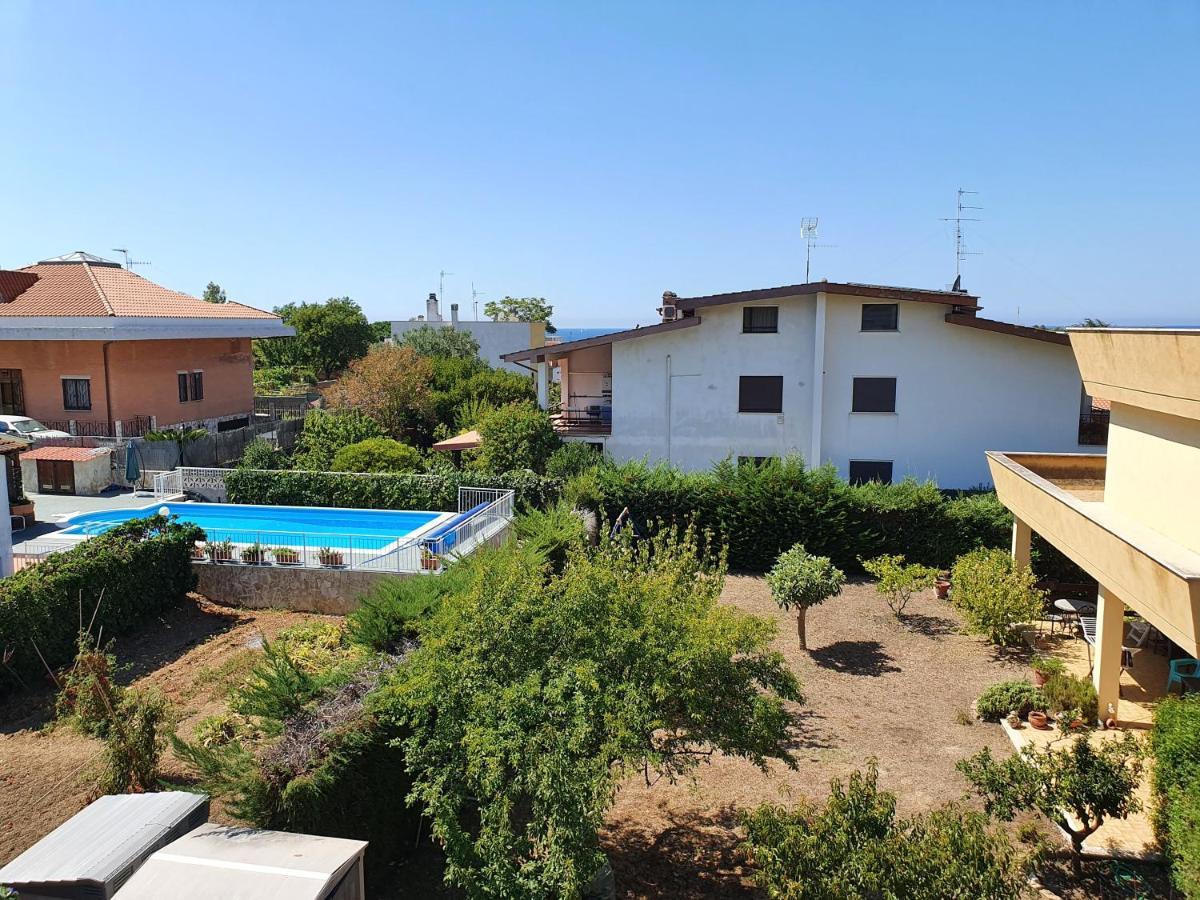 Acquamarina Hotel Civitavecchia Exterior photo