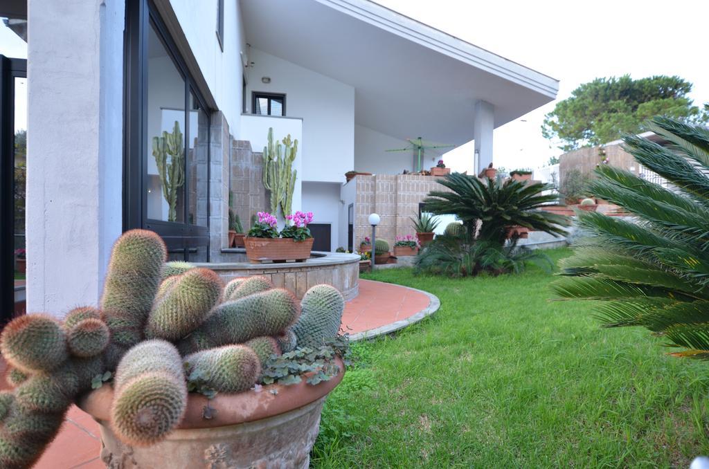 Acquamarina Hotel Civitavecchia Exterior photo