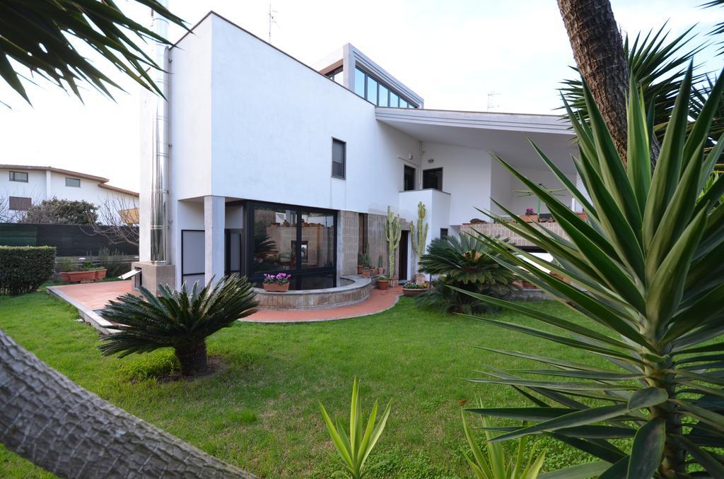 Acquamarina Hotel Civitavecchia Exterior photo